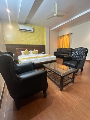 Free WiFi - The Gayatri Palace (Lucknow)