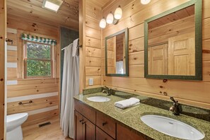 Cabin, Multiple Beds, Hot Tub, Mountain View (Mountain Laurel Lodge) | Interior - Mountain Laurel Lodge (Vilas)