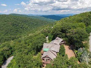 Exterior - Adirondack (Boone)