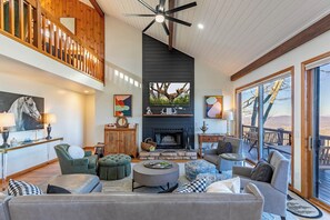House, Multiple Beds, Patio, Mountain View (Altitude Adjustment on Beech) | Living area | Fireplace - Altitude Adjustment on Beech (Banner Elk)