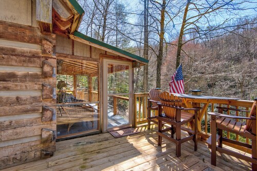 Creeksong Cabin