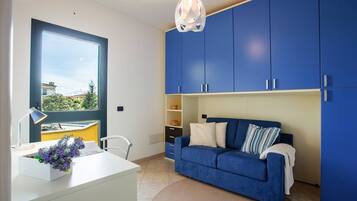 House | 3 bedrooms, iron/ironing board, free WiFi, bed sheets