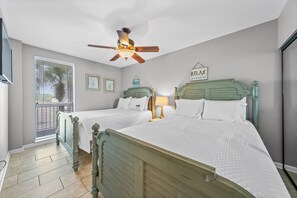 3 bedrooms, iron/ironing board, free WiFi, bed sheets - White Caps 205 by Liquid Life (Orange Beach)