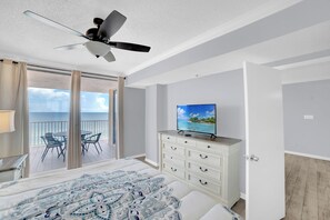 3 bedrooms, iron/ironing board, free WiFi, bed sheets - Outdoor & Indoor Pool! | Gulf Front (Orange Beach)