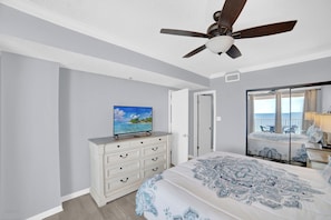 3 bedrooms, iron/ironing board, free WiFi, bed sheets - Romar Place 905 by Liquid Life (Orange Beach)