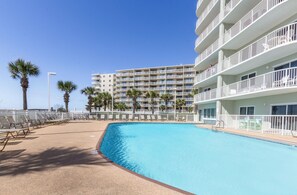 Indoor pool - Tradewinds 1207 by Liquid Life (Orange Beach)