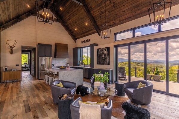 House, Multiple Beds, Hot Tub, Mountain View (Bucks and Bunnies at Eagles Nest) | Interior - Bucks and Bunnies at Eagles Nest (Elk Park)