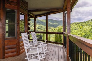 Terrace/patio - Mountain Range Retreat (Vilas)