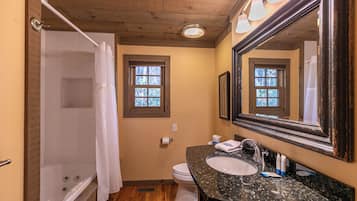 House, 1 King Bed, Hot Tub, Mountain View (Monkey Business) | Bathroom | Designer toiletries, towels, toilet paper
