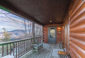 Property grounds - Meagan's Loft (Banner Elk)