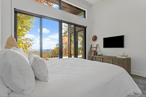 Hus, flere senger, terrasse, fjellutsikt (Lost Ridge) | 2 soverom, individuelt dekorert, individuelt innredet og sengetøy