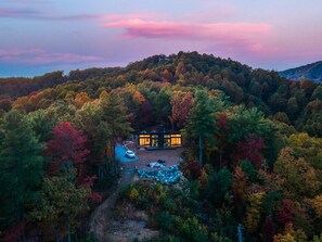 Exterior - Lost Ridge (Lenoir)