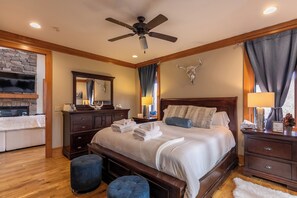 House, Multiple Beds, Patio, Mountain View (Headwaters Hideaway) - Headwaters Hideaway (Elk Park)