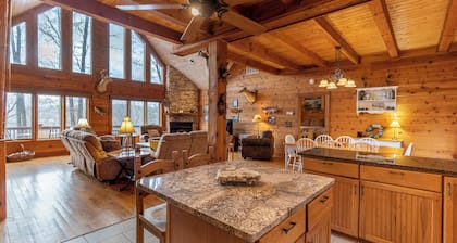 Raccoon's Paw Lodge