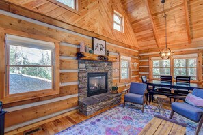 Interior - Soothing Waters (Vilas)
