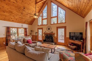 House, Multiple Beds, Patio, Mountain View (Bluestone Hollow) | Living area | Fireplace - Bluestone Hollow (Banner Elk)