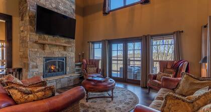 Heritage Lodge at Eagles Nest