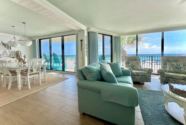 Smart TV, books - Luxury Beach Front Condo Steps to the Sand PW 206 (Panama City Beach)