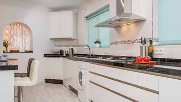 Villa (3 Bedrooms) | Interior