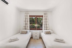 Villa (3 Bedrooms) | Interior