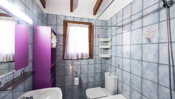 Villa (2 Bedrooms) | Interior