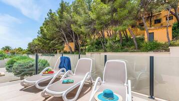 Villa (4 Bedrooms) | Exterior