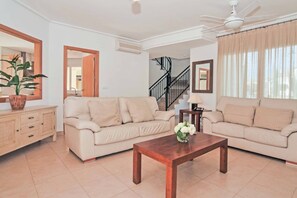 Living area - Villa Ombu 14 (Torre-Pacheco)