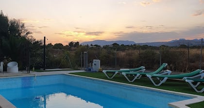 Fenollar horses&dogs country garden cottage.