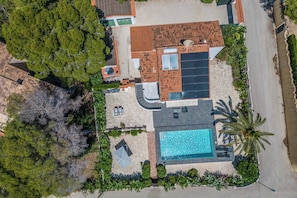 Villa (4 Bedrooms) | Exterior