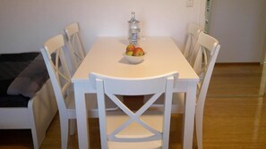 Spiseområde på rommet