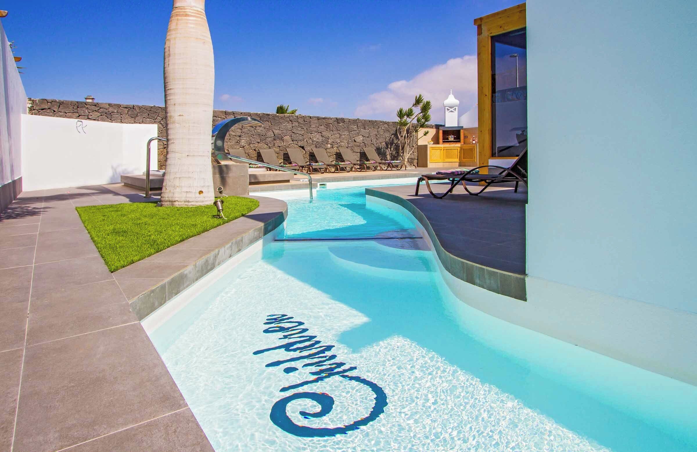 Villa (4 Bedrooms) | Außenbereich