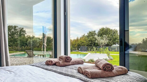 4 bedrooms, bed sheets - Villa Sunset Bliss (Kastelir-Labinci)