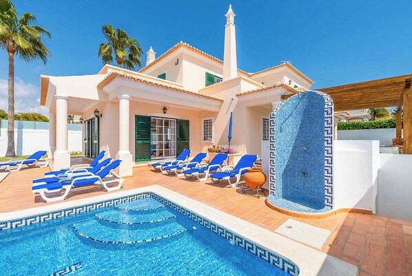 Villa (4 Bedrooms) | Exterior - Villa Minerva (Albufeira)