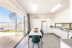 Villa (3 Bedrooms) | Interior