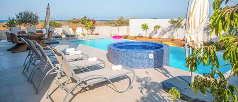 Villa (5 Bedrooms) | Aussenbereich