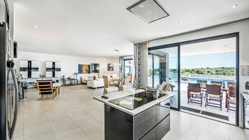 Villa (3 Bedrooms) | Interior