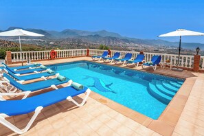 Villa (5 Bedrooms) | Aussenbereich