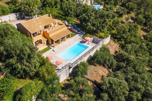 Exterior - Villa Eleni Sinies (Corfu)