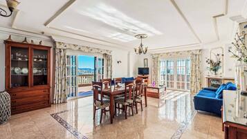 Villa (4 Bedrooms) | Intérieur