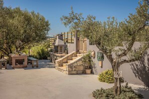 Villa (2 Bedrooms) | Exterior