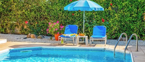 Villa (3 Bedrooms) | Exterior