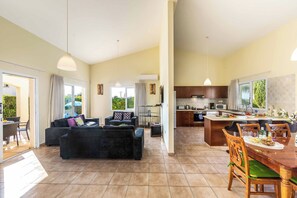 Villa (3 Bedrooms) | Interior - Villa Kefalonitis (Pegeia)