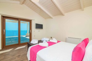 4 bedrooms, iron/ironing board, bed sheets - Villa Orient Platinum (Zakynthos)