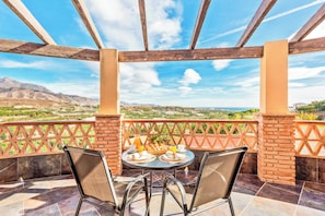 Villa (3 Bedrooms) | Front of property - Villa Ana Bella (Nerja)