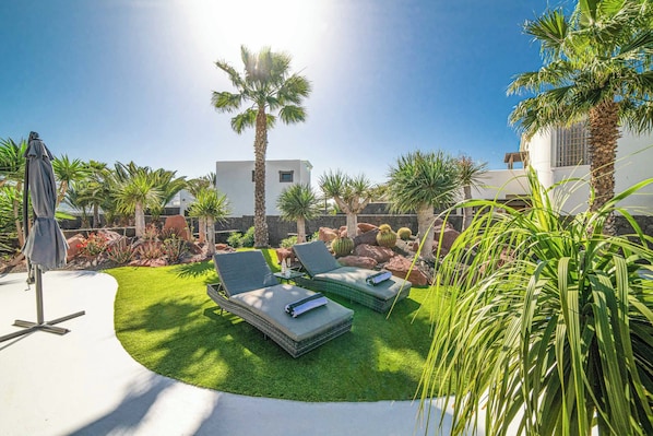 Villa (3 Bedrooms) | Exterior