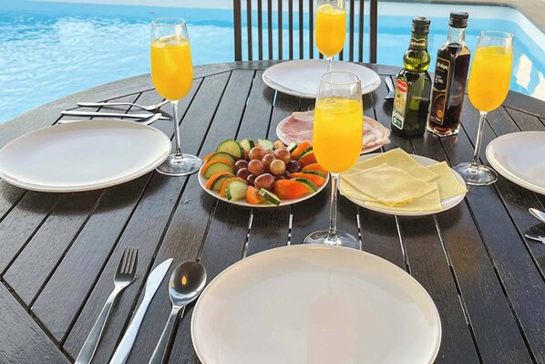 Exterior - Arabella (Yaiza)