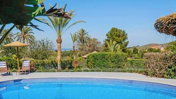 Villa (4 Bedrooms) | Bahagian luar