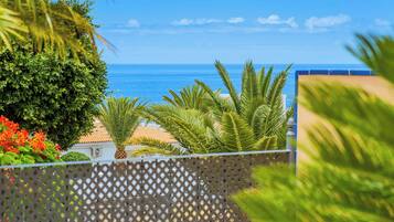 Villa (3 Bedrooms) | Exterior