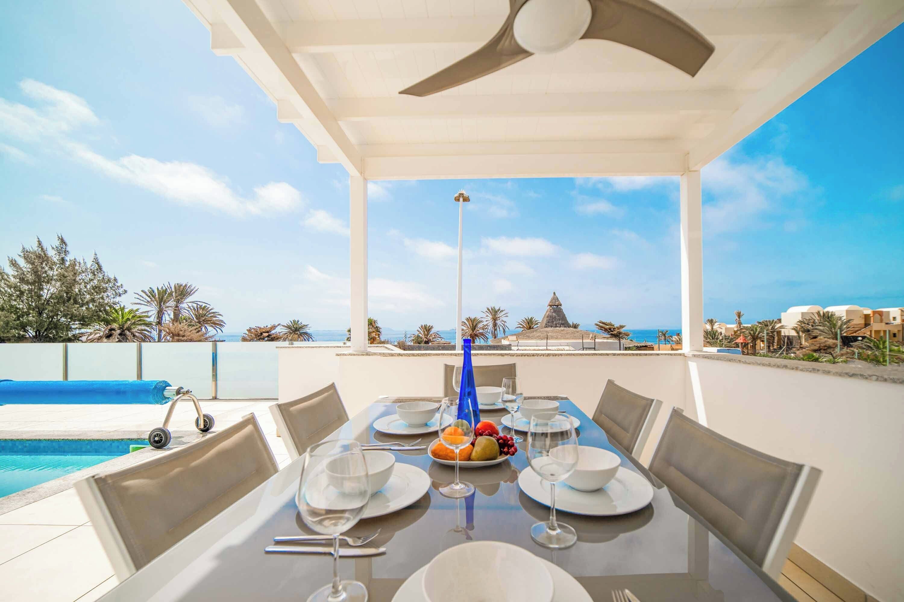 Villa (4 Bedrooms) | Interior