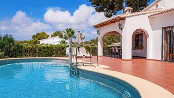 Villa (3 Bedrooms) | Exterior